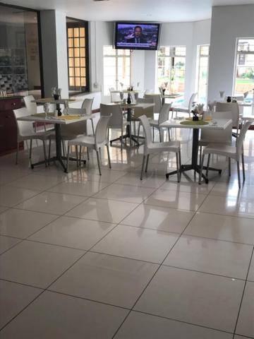 Airport Inn and Suites