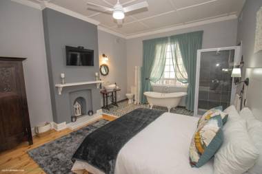 Dawson Manor Guest House