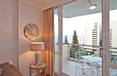 506 Lighthouse Mall Self Catering Apartment