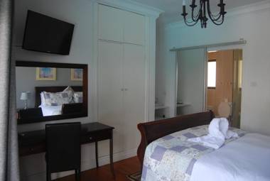 de Charmoy Riverside