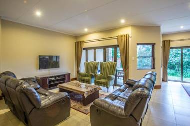 Zimbali Holiday Home - 3 Baluwatu