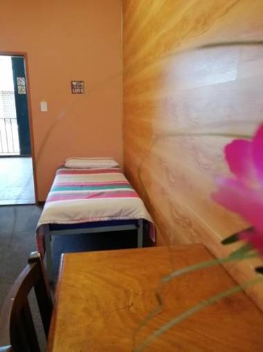 Dirkie Uys Backpackers