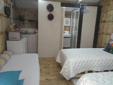 African Sky's the Limit -Quiet peaceful self-catering