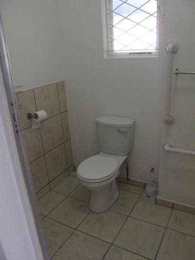 The Crescent Guesthouses - BnB/Self Catering