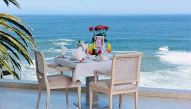 The Clarendon - Bantry Bay