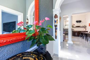 4 on Varneys Guest House