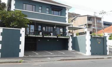 Leeuwenzee Guesthouse