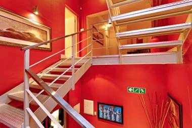 Forty8 Backpackers Hotel