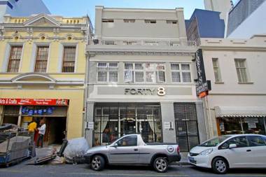 Forty8 Backpackers Hotel