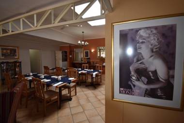 Broadway Guest House