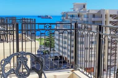 Radisson Blu Le Vendome Hotel Cape Town