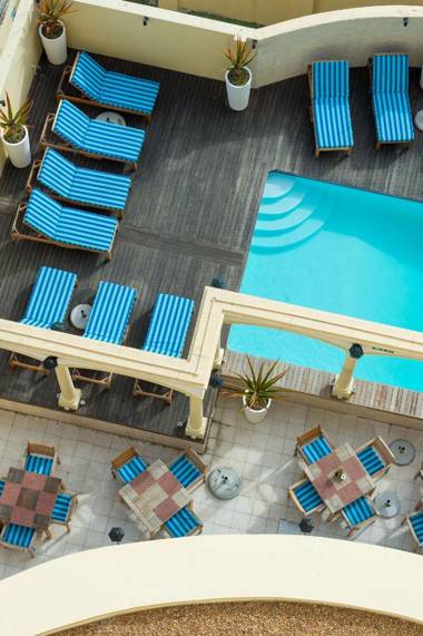 Radisson Blu Le Vendome Hotel Cape Town