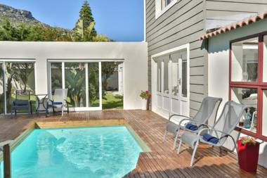 Abington Manor Fish Hoek Guesthouse