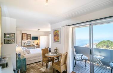 Kettle's House Guesthouse in Camps Bay