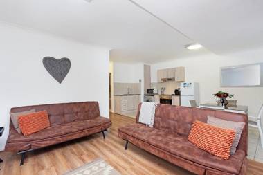 Azure 11 by HostAgents