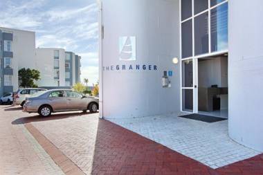 Granger Luxury Suites by Totalstay