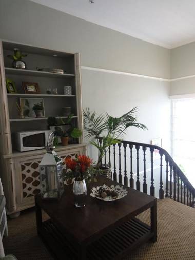 The Greenhouse Guesthouse