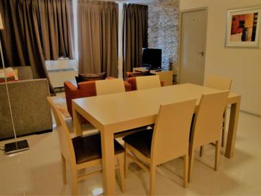 Apartment in Foutain Suites Hotel - 813FS
