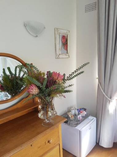 Valley Heights Guest House and B & B