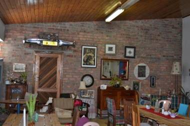 Suzie's Coffee Shop Accommodation