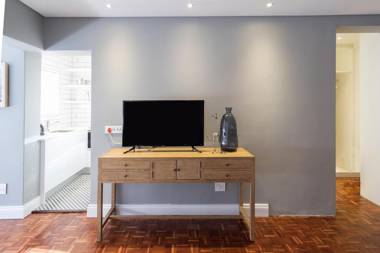 Mouille Point Apartment