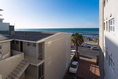 Mouille Point Apartment