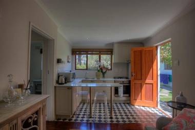 Hillingdale on Alexandra