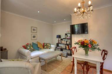 Hillingdale on Alexandra