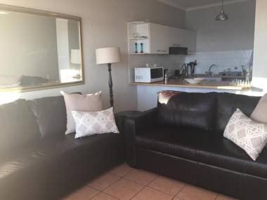 325 Leisure Bay Cape Town