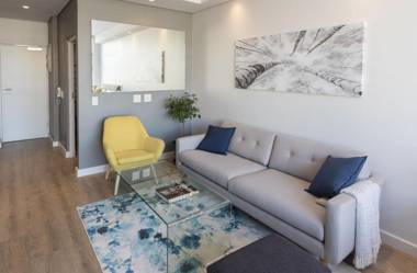 Trendy New York Style Apartment near Table Mountain