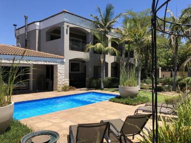 African Palm Cottage