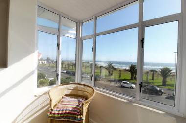 Vredenhof Apartments