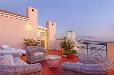 Big Bay Beach Club 37 by HostAgents