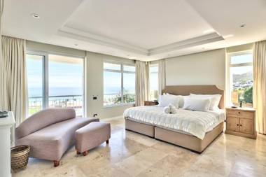 Tree Villa by Total Stay