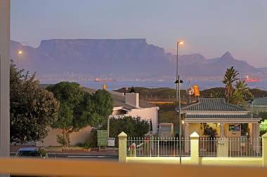 Big Bay Beach Club 122 by HostAgents