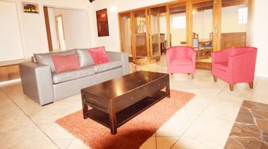 Lacasa Bellville Guest House
