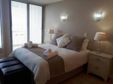 402 Hibernian Towers Luxury Self Catering Accommodation