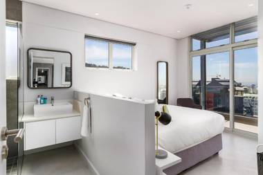 Luxury City View Retreat