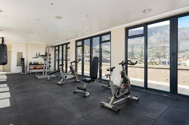 Four Seasons Apartments