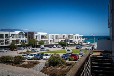 Magnificent Views 2 Bedroom 112 Eden on The Bay