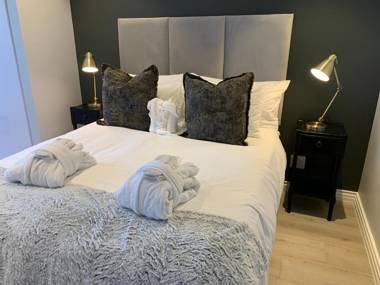 Urban Elephant 16 On Bree