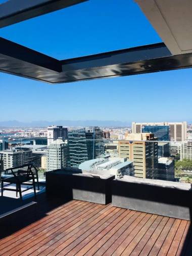 Urban Elephant 16 On Bree