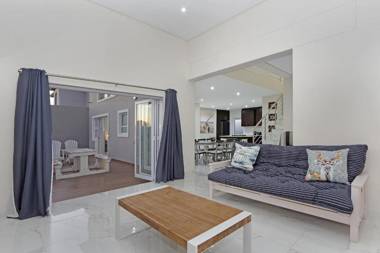 Bayford House by HostAgents