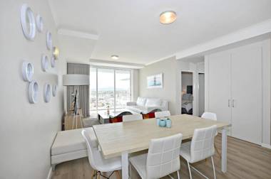 Horizon Bay 705 Blouberg Beachfront Apartment
