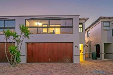 Island View 65 by HostAgents