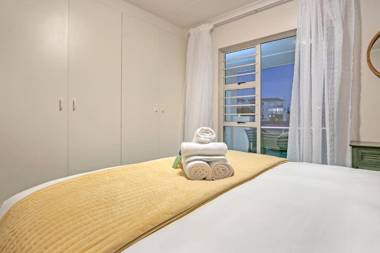 Big Bay Beach Club 98 by HostAgents