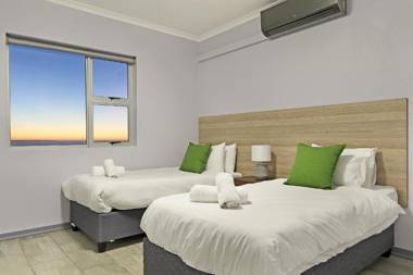 Big Bay Beach Club J32 by HostAgents