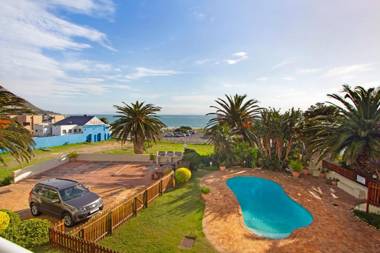 Van Riebeeck 12 by HostAgents