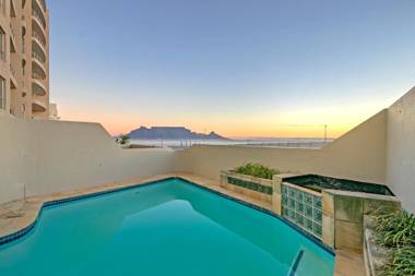 Kite View at The Bay by HostAgents