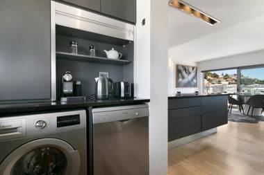 Seacliffe 502 by HostAgents